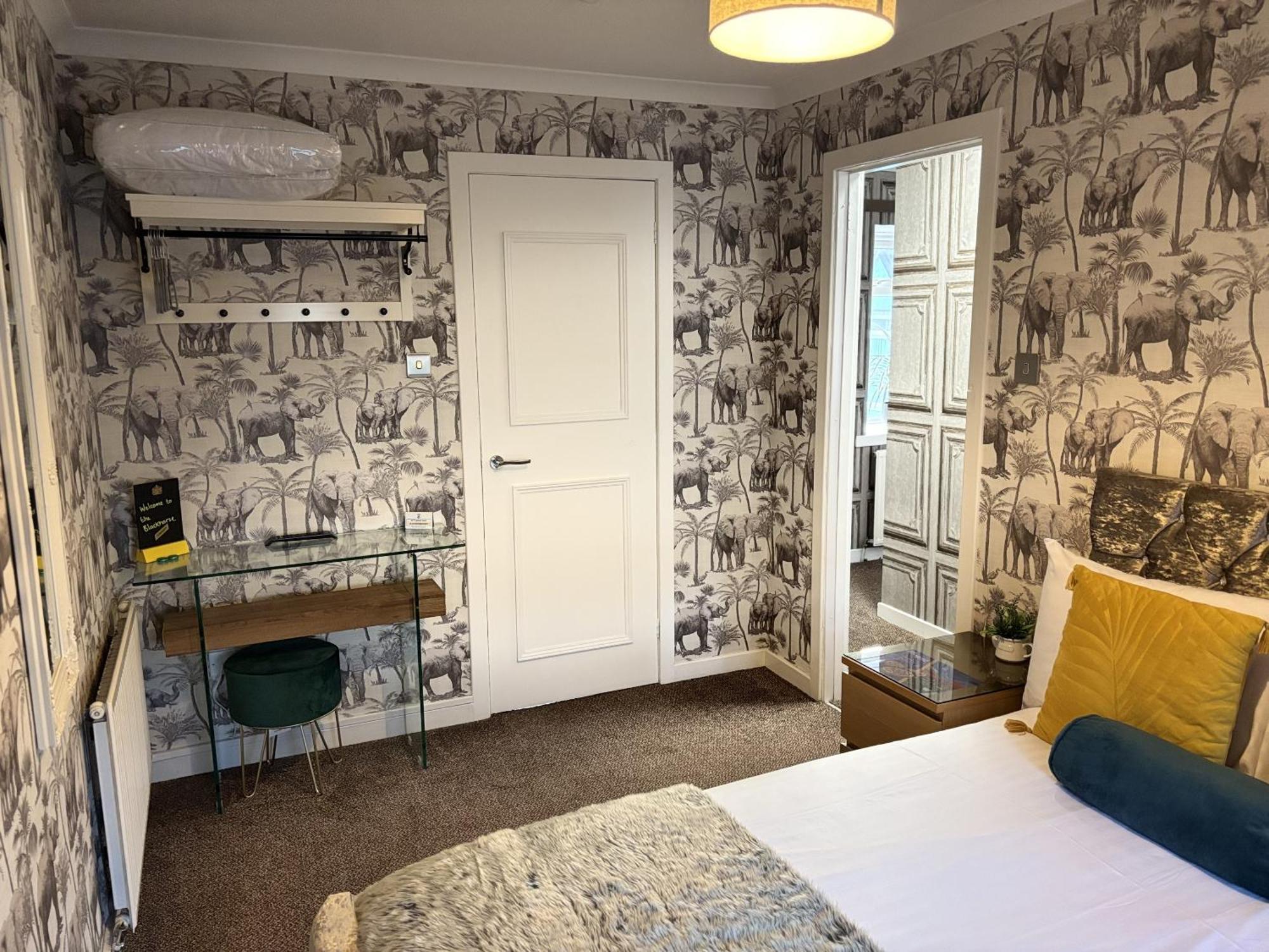 The Blackhorse Accommodation نيوتن ستيوارت الغرفة الصورة